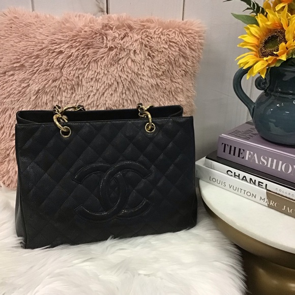 CHANEL Grand Shopper Tote GST Caviar Leather